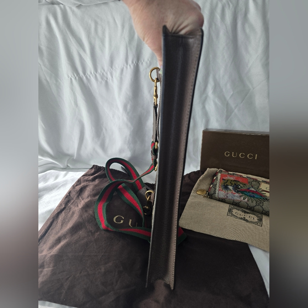 Gucci GG Limited Edition Supreme Courrier Messenger Crossbody Bag - Picture 6 of 12